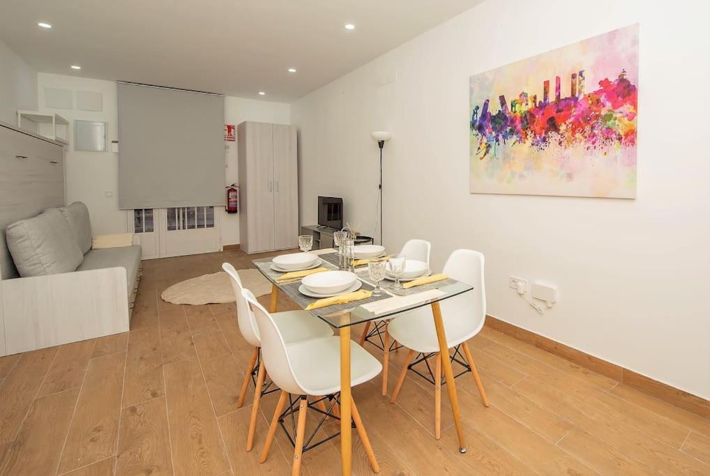 Estudio En Palacio La Latina Apartment